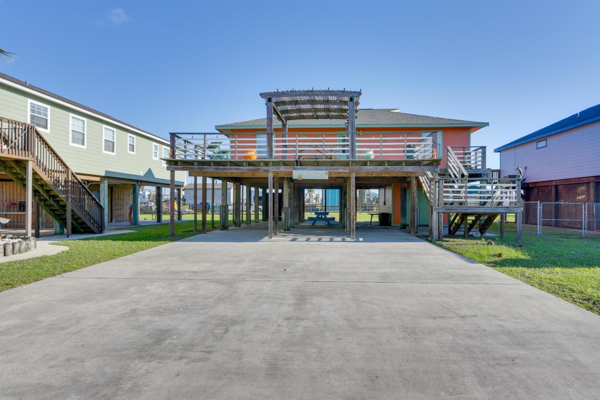 Beautiful Beach House with Sunset View&Large Deck! Surfside Beach Exterior foto