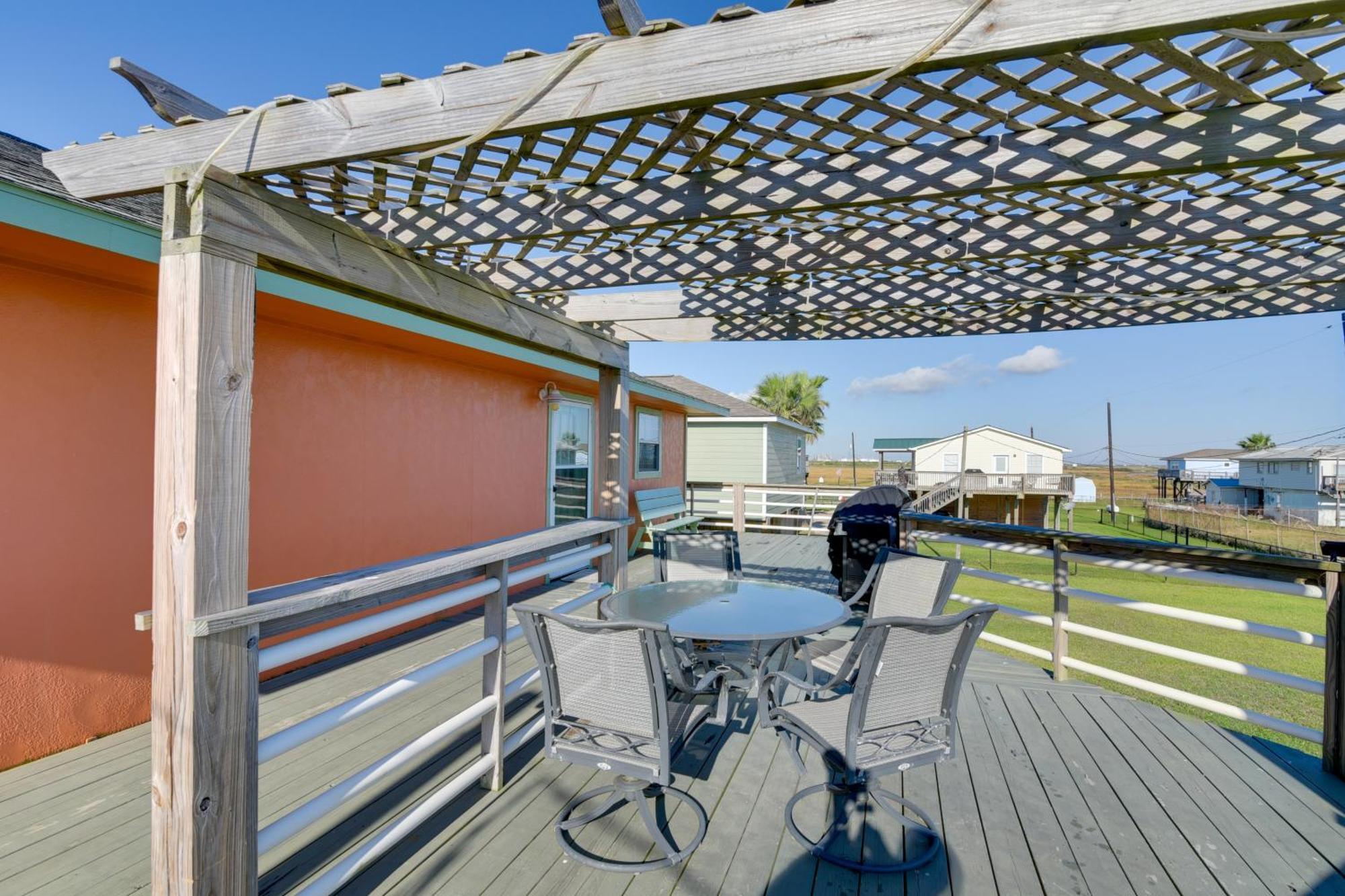Beautiful Beach House with Sunset View&Large Deck! Surfside Beach Exterior foto