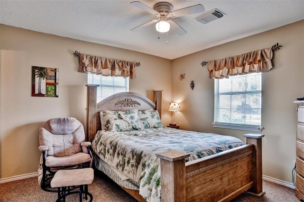 Beautiful Beach House with Sunset View&Large Deck! Surfside Beach Exterior foto
