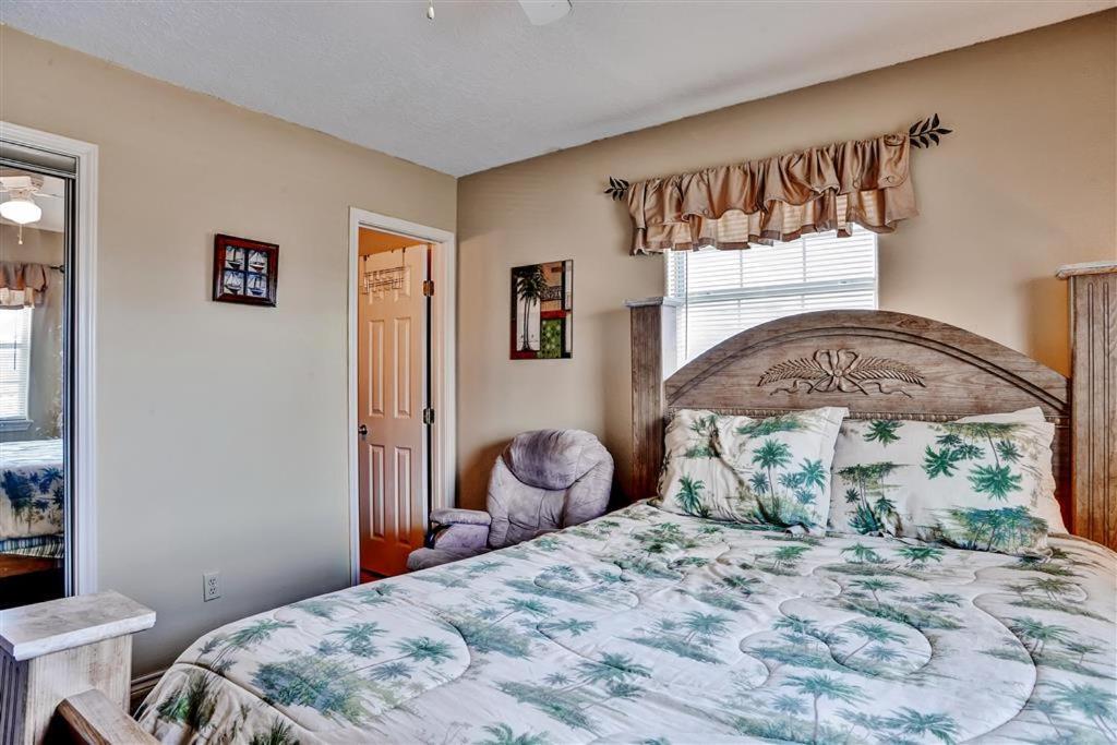 Beautiful Beach House with Sunset View&Large Deck! Surfside Beach Exterior foto
